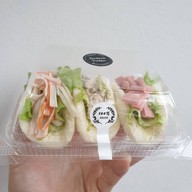 หมี่คลุกไก่ฉีก ซ.21
