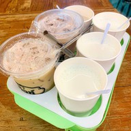 ร้านเจ๊ไวท์นมสด ลำปาง สาขาถนนเจริญเมือง