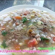 ก๋วยเตี๋ยวเดินดง