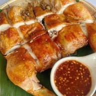 บุรีรัมย์เป็ดย่าง สาขาตลาดไท