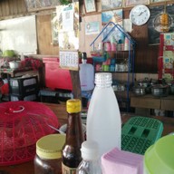 บรรยากาศ ร้านข้าวซอยป้าแดง