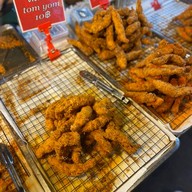 ไก่ทอดขัติยา ตลาดรถไฟศรีนครินทร์