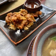 ทองหล่อ Thonglor Thai Cuisine