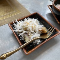 ทองหล่อ Thonglor Thai Cuisine