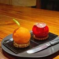 เมนูของร้าน Saruda Finest Pastry ถนนเส้นนิมมาน