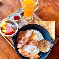 เมนูของร้าน JJ Motorbike Cafe