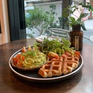 CafeMilieu ซอยรุ่งเรือง