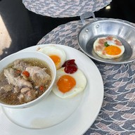 เมนูของร้าน นานา เรสเตอรองส์ โรงแรมเฮือนนานาบูติค