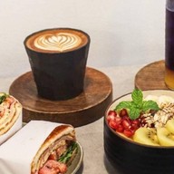 CafeMilieu ซอยรุ่งเรือง