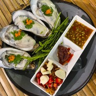 เมนูของร้าน ครัวนายอั้งเขาหลัก เขาหลัก