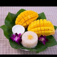 ข้าวเหนียวมะม่วงเจ๊อ้อยรัชดา