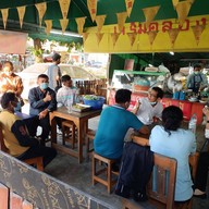 บรรยากาศ ร้านอาหารเจ ริมคลอง  *เจ / มังสวิรัติ ม.นิสา เพชรเกษม69