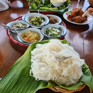 เมนูของร้าน ขนมจีนหวันเย็น อำเภอขนอม