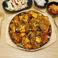 HOLDAK KOREAN BBQ CHICKEN 홀닭 1