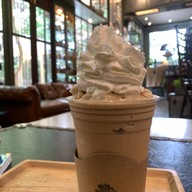 7tique coffee shop