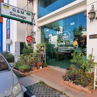 หน้าร้าน G&M German Sausage CBP soi5 branch