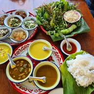 เมนูของร้าน ขนมจีนหวันเย็น อำเภอขนอม