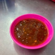 เจ๊จุ๋ม ก๋วยเตี๋ยวหมูนํ้าแดง