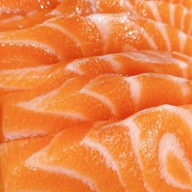 Moai Salmon (โมไอ เเซลมอน)