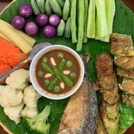 มั่งมี Mang Mee Cafe And Restaurant