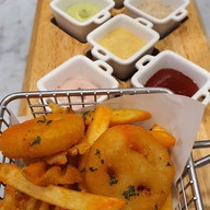 เมนูของร้าน Salt // Pepper Central World