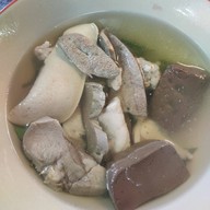 โอชิน ต้มเลือดหมู จิงจูฉ่าย