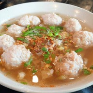 เมนูของร้าน หมูตั่วเฮีย โครงการสวนหลวงสแควร์