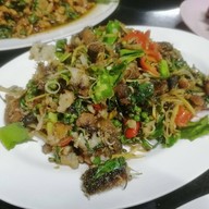 เมนูของร้าน ร้านอาหารใหญ่ต้มข้อ (กม.5)