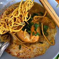 เมนูของร้าน ข้าวซอยบุญยืน