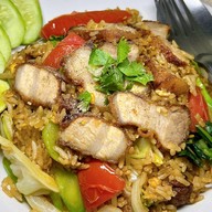 อร่อยเฉย..? ตามสั่ง แม่กลอง