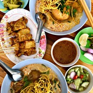 เมนูของร้าน ข้าวซอยบุญยืน