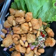 มั่งมี Mang Mee Cafe And Restaurant
