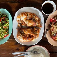 ไก่ย่าง วิเชียรบุรี นิมมานเหมินทร์ นิมมานเหมินทร์ ซอย.11