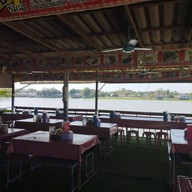 บรรยากาศ เจ๊อึ่ง ก๋วยเตี๋ยวหมูตุ๋น