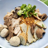 ผัดไท หอยทอด ออส่วน สาย4