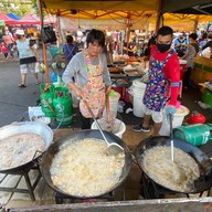 ไก่ทอดเจ๊ภัทร บิ๊กซีเเวทคหะพระราม2ตลาดกรีนเวลท