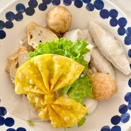 เล่าจึง หัวหิน