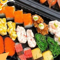 มาซาโอะ ซูชิ ตลาดหน้าหมู่บ้านเศรษฐกิจ