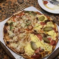 Street Pizza & The Wine House