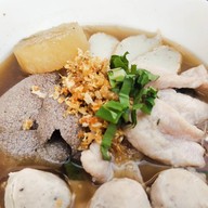 ผัดไท หอยทอด ออส่วน สาย4