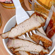 Hi Pork พุทธบูชา Susco Square