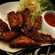 กับแกล้ม by หลบมุม บาร์ เจริญนคร