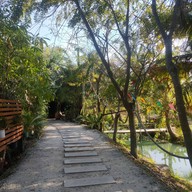 บ้านสวน ณ ลาภเจริญ