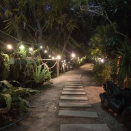 บ้านสวน ณ ลาภเจริญ