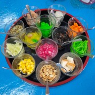 เมนูของร้าน ไอติมโบราณ ลุงดำ