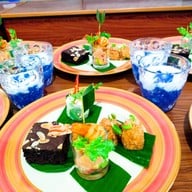 ครัวตะไคร้  By Chef Kul