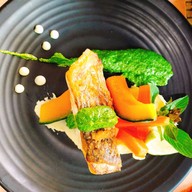 ครัวตะไคร้  By Chef Kul