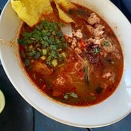 เมนูของร้าน เส้นประจวบ ก๋วยเตี๋ยวห้อยขา