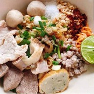 แดกเห๊อะขอร้อง.by. i ตั้ม  ไม่มี