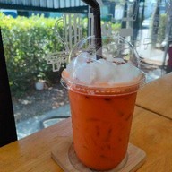 มองดูข้าวไข่เจียว &  ลูกชิ้นทอดสะใภ้บุรีรัมย์ พฤกษาวิลล์ (พันเสด็จใน)